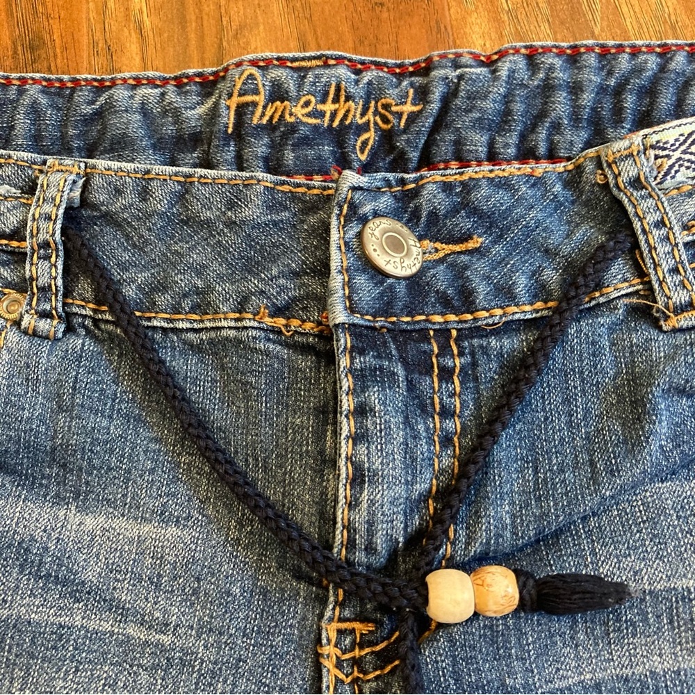 Y2K Women’s Amethyst Denim Shorts, Size 11 - Picture 2 of 8